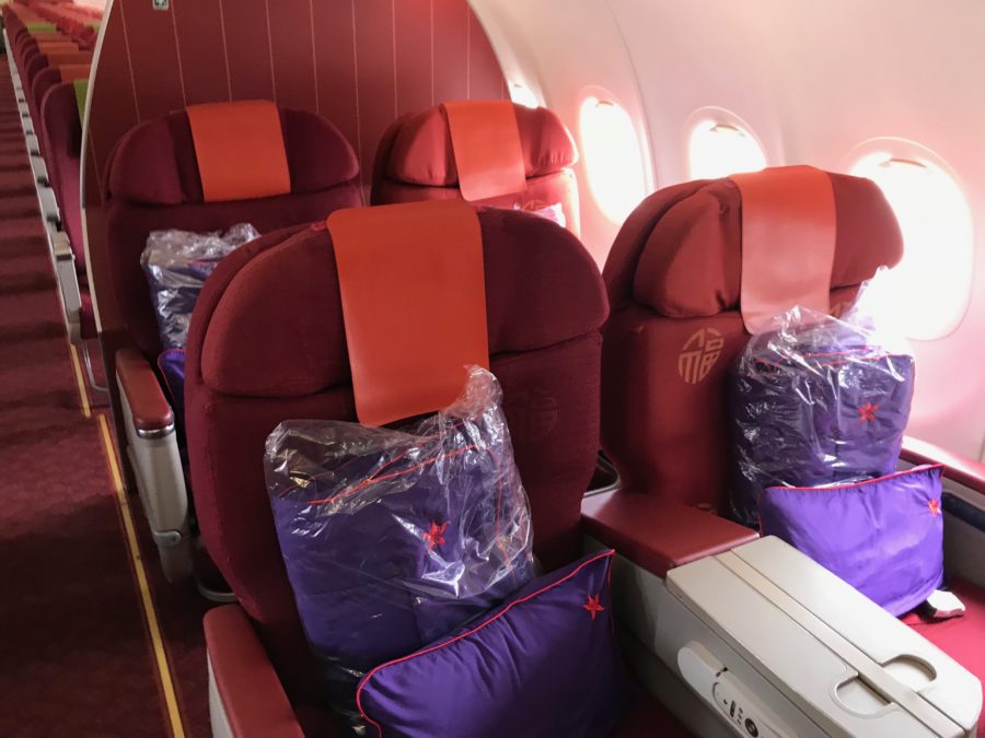 Review: Hong Kong Airlines Airbus A320 Business Class From Shanghai to Hong Kong