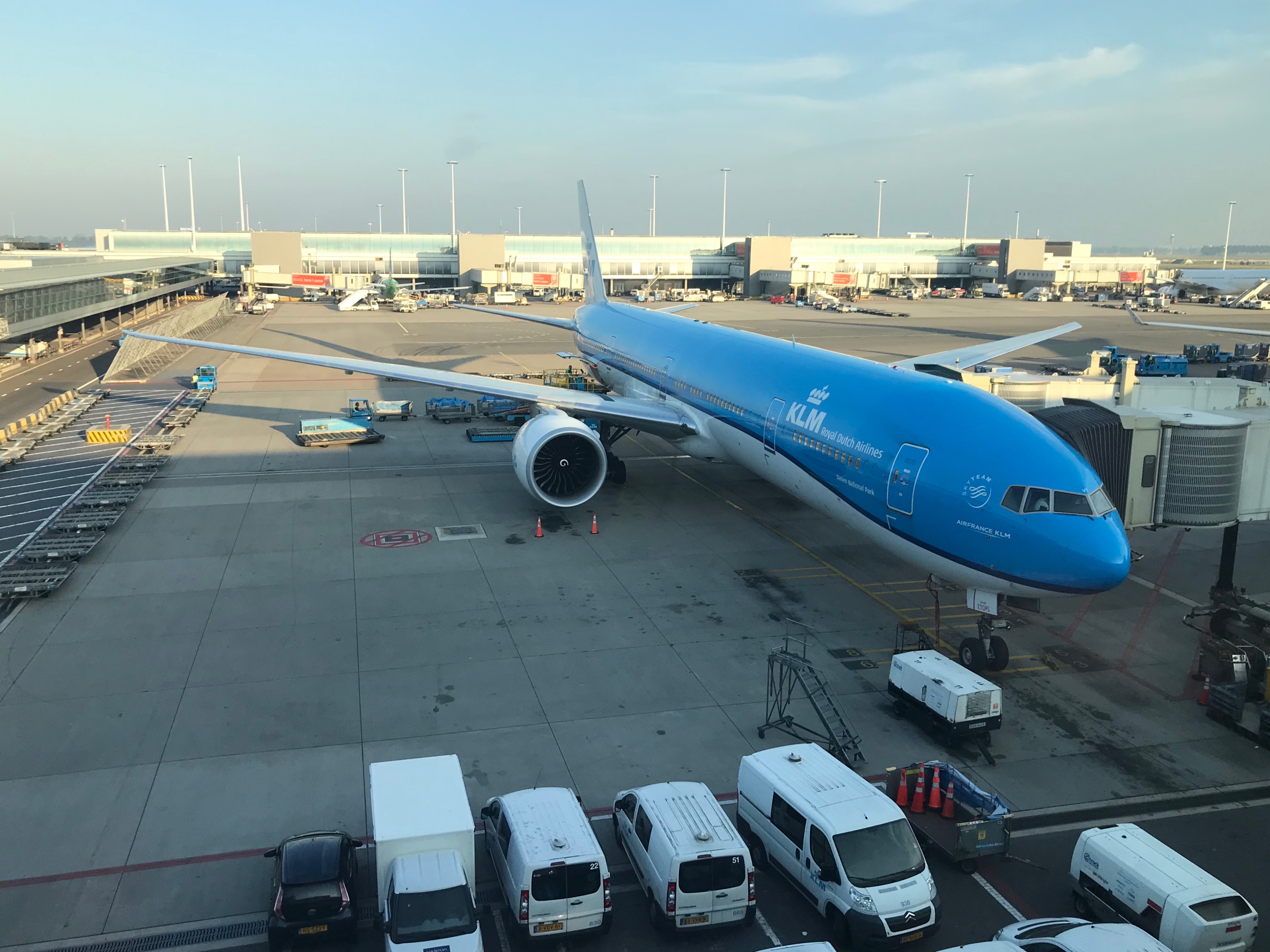 Review Klm Boeing 777 300er Economy Comfort Accra To